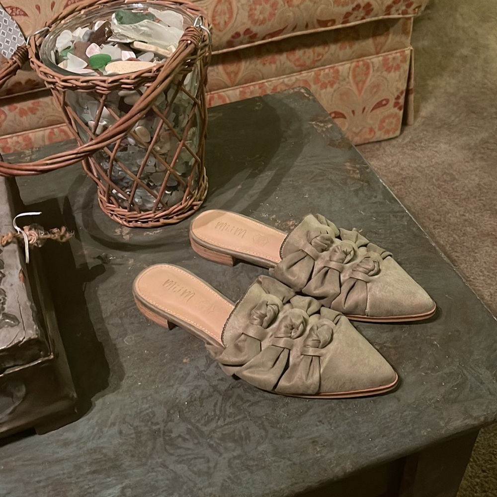 Mimi Slides - image 3